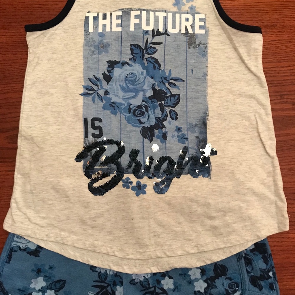 Justice outfit